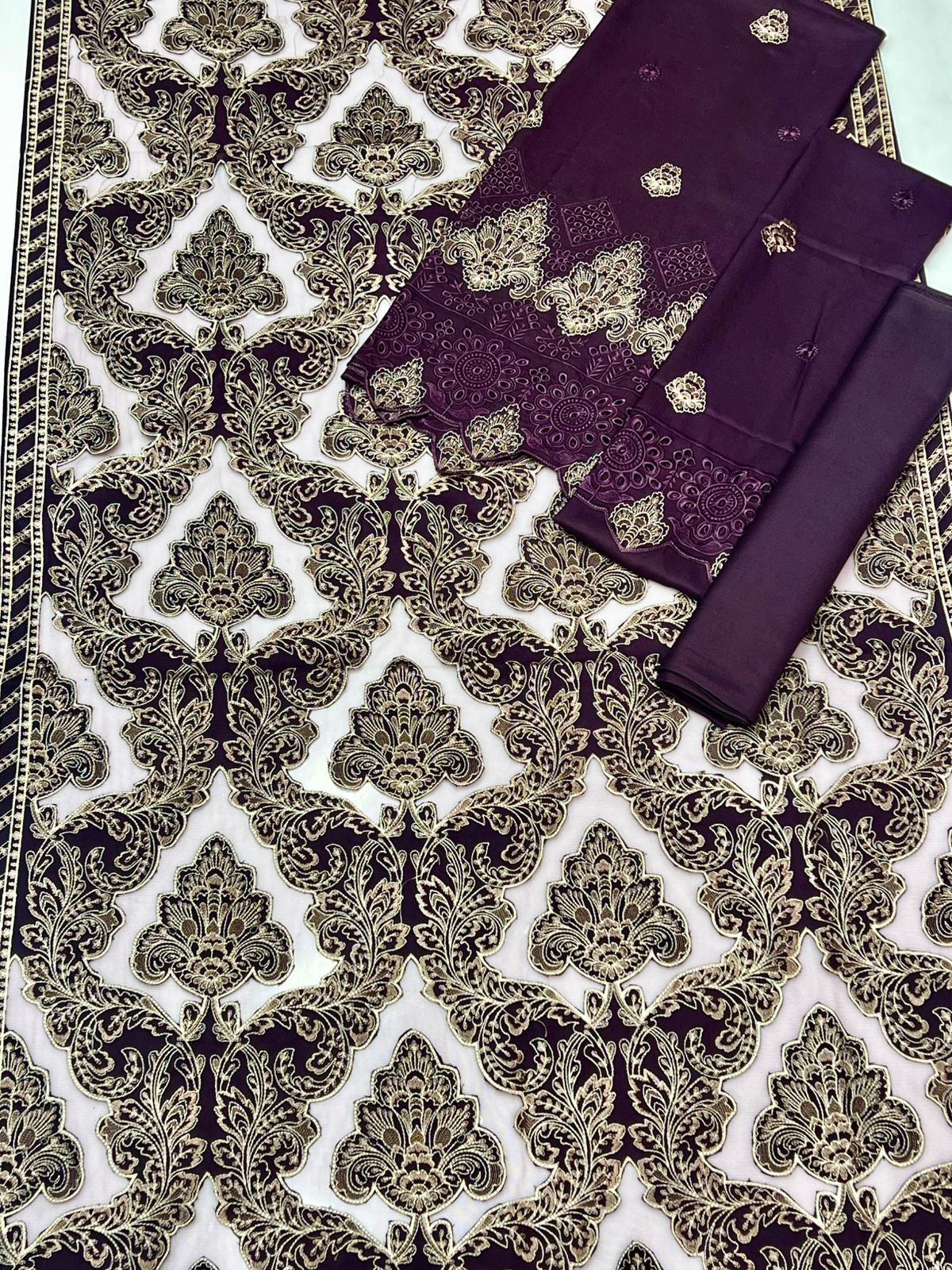 Purple Unstitched Luxury Dhanak Heavy Embroidered 3pc SS-7003